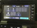 プリウス Ｓ　ＥＳＣ　スマートキ－　メモリーナビゲーション　ＬＥＤヘッドライト　ＥＴＣ車載器　フルオートエアコン　クルーズコントロール　エアバッグ　イモビ　パワーウインドウ　ＰＳ　ＴＶナビ　デュアルエアバック　ＡＷ（8枚目）