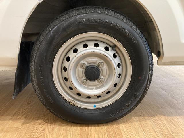 キャリイトラック ＫＣエアコン・パワステ　４ＷＤ　ＭＴ　純正ラジオ　エアコン　パワステ（9枚目）