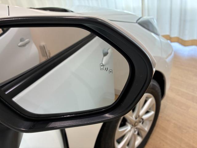 アクア Z トヨタセーフティセンス 10インチディスプレイオーディオ ナビ 全方位モニター ブラインドスポットモニター ヘッドアップディスプレイ レーダークルーズコントロール ドライブレコーダー前後 ETC(6枚目)