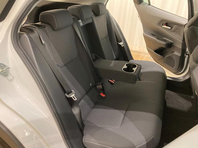 プリウス Ｇ　ＴＳＳ　全方位カメラ　８型ディスプレイオーディオ　フルセグＴＶ　パノラマモニター　クルーズコントロール　ＢＳＭ　ＥＴＣ２．０　前席シートヒーター　電動パーキング（26枚目）