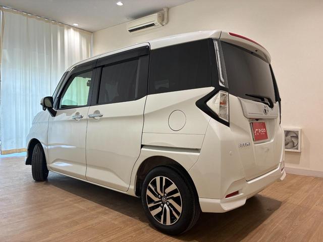 ルーミー カスタムG 衝突軽減ブレーキ 純正9型ナビ フルセグ バックカメラ 両側パワースライドドア 前後ドライブレコダー クルーズコントロール シートヒーター 電動パーキング(6枚目)