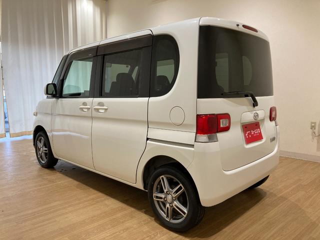 タント Ｘスペシャル　スマートキー　純正ＣＤオーディオ　ポータブルナビ　ワンセグ　左側スライドドア（9枚目）