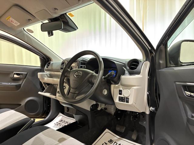 カーリンク熊本南では一般ユーザー様から買取した車両を直接次のオーナー様へ販売しているダイレクト販売の専門店になります。