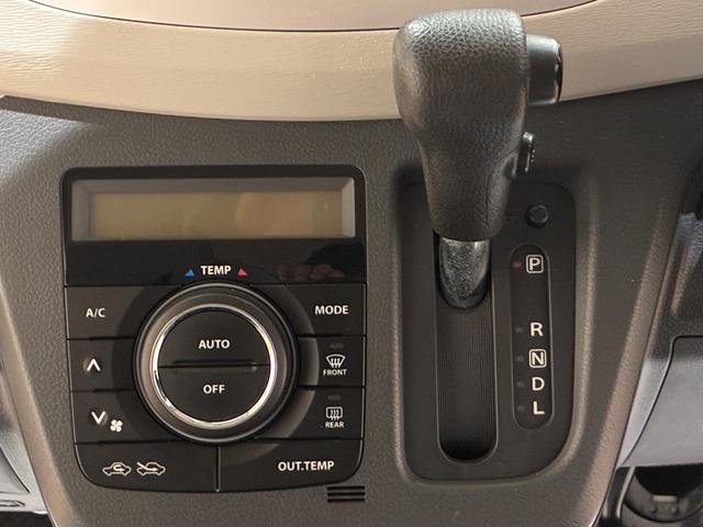 ワゴンR FZ ナビ TV 衝突被害軽減システム スマートキー アイドリングストップ 電動格納ミラー シートヒーター ベンチシート CVT 盗難防止システム ABS ESC CD DVD再生 USB(8枚目)