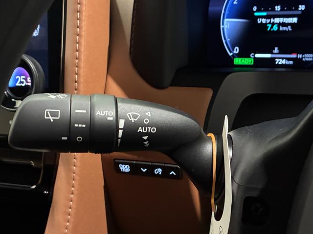 ヴェルファイアハイブリッド Z プレミア 4WD ハイブリッド ドライブレコーダー 全周囲カメラ ナビ TV 両側電動スライドドア クリアランスソナー オートクルーズコントロール レーンアシスト パークアシスト 衝突被害軽減システム(8枚目)