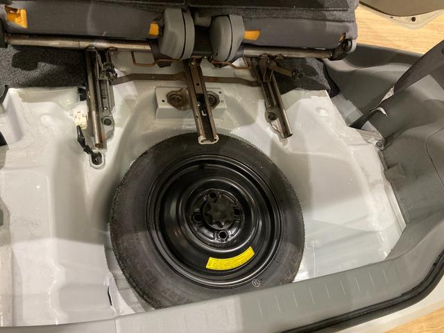 ムーヴ Ｘ　ＥＴＣ　ナビ　ＴＶ　スマートキー　ベンチシート　ＡＴ　盗難防止システム　ＡＢＳ　ＣＤ　衝突安全ボディ　エアコン　パワーステアリング（49枚目）