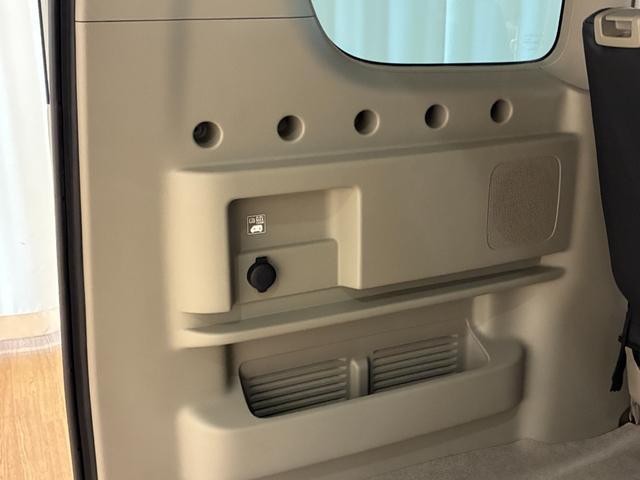 エブリイワゴン PZターボスペシャル ミラー型ドライブレコーダー 両側電動スライドドア ナビ TV レーンアシスト 衝突被害軽減システム オートライト HID キーレスエントリー 電動格納ミラー 障害物センサー(33枚目)