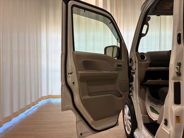 エブリイワゴン PZターボスペシャル ミラー型ドライブレコーダー 両側電動スライドドア ナビ TV レーンアシスト 衝突被害軽減システム オートライト HID キーレスエントリー 電動格納ミラー 障害物センサー(48枚目)