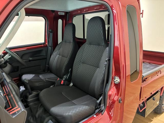 �V�[�g�ɋC�ɂȂ鉘��Ȃǂ��Ȃ��A�L���C�ȏ�Ԃł�