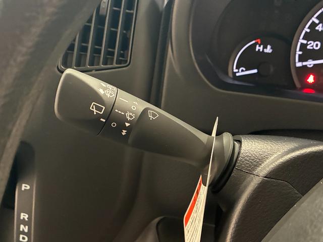 タウンエースバン ＧＬ　クリアランスソナー　衝突被害軽減システム　両側スライドドア　オートライト　アイドリングストップ　ＡＴ　ＡＢＳ　ＥＳＣ　エアコン　パワーステアリング　パワーウィンドウ（8枚目）