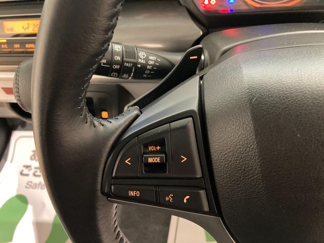 �I�[�f�B�I�̑���̓X�e�A�����O�X�C�b�`�Ŋy�X�I����Ă��܂��Ό������Ȃ������ɂЂƂł��B