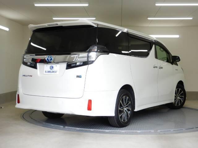 2.5ZR 4WD7人 ムーンルーフ 9インチナビ/TV Bカメ ムーンルーフ SDナビ レーダークルコン 横滑り防止機能 ワンオーナー オットマン 禁煙 4WD 盗難防止装置 ETC 電動シート ナビ&TV キーレス リアオートエアコン エアバック ABS(2枚目)