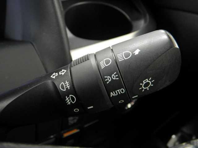 2.5ZR 4WD7人 ムーンルーフ 9インチナビ/TV Bカメ ムーンルーフ SDナビ レーダークルコン 横滑り防止機能 ワンオーナー オットマン 禁煙 4WD 盗難防止装置 ETC 電動シート ナビ&TV キーレス リアオートエアコン エアバック ABS(38枚目)