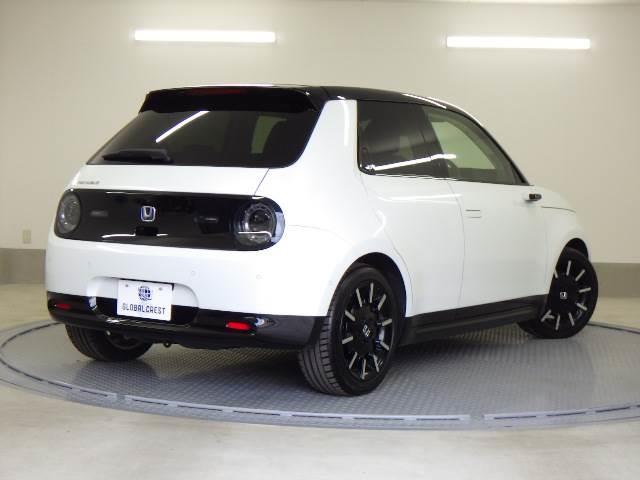Honda e アドバンス スカイルーフ 全方位カメラ ナビ オートライト メモリーナビ スマートキー シートヒーター クルコン フルセグTV ETC バックカメラ マルチビュー 衝突被害軽減システム AC LEDヘッドライト 盗難防止(2枚目)