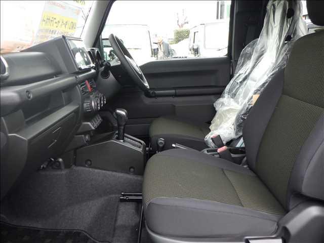 ジムニー ＸＣ　ＤＡＭＤリトルＧコンプリート　専用９インチナビ／ＴＶ　デュアルセンサーブレーキＳ　Ｗエアバッグ　地デジフルセグＴＶ　ＡＵＴＯエアコン　電動格納式ドアミラー　パワーウィンドゥ　ナビＴＶ　スマキー　アクティブクルーズコントロール　セキュリティアラーム　ＰＳ（8枚目）