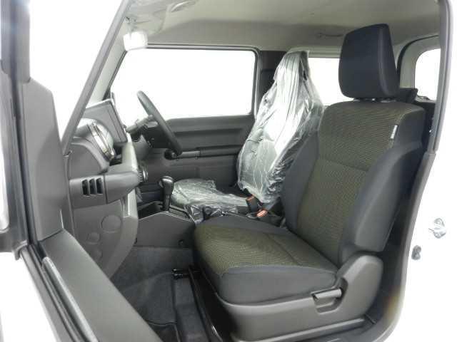 ジムニー ＸＣ　ＤＡＭＤリトルＧコンプリート　専用９インチナビ／ＴＶ　デュアルセンサーブレーキＳ　Ｗエアバッグ　ＡＵＴＯエアコン　電動格納式ドアミラー　パワーウィンドゥ　スマキー　アクティブクルーズコントロール　セキュリティアラーム　横滑防止　運転席エアバッグ　ＰＳ（17枚目）