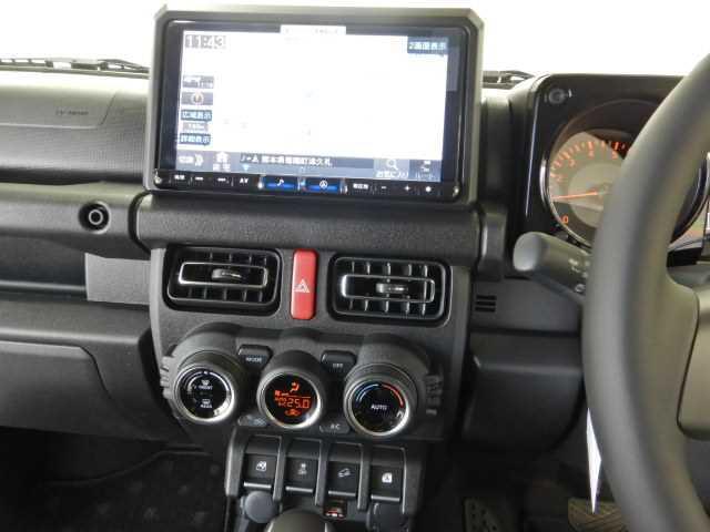 ジムニー ＸＣ　ＤＡＭＤリトルＧコンプリート　専用９インチナビ／ＴＶ　デュアルセンサーブレーキＳ　Ｗエアバッグ　ＡＵＴＯエアコン　電動格納式ドアミラー　パワーウィンドゥ　スマキー　アクティブクルーズコントロール　セキュリティアラーム　横滑防止　運転席エアバッグ　ＰＳ（42枚目）