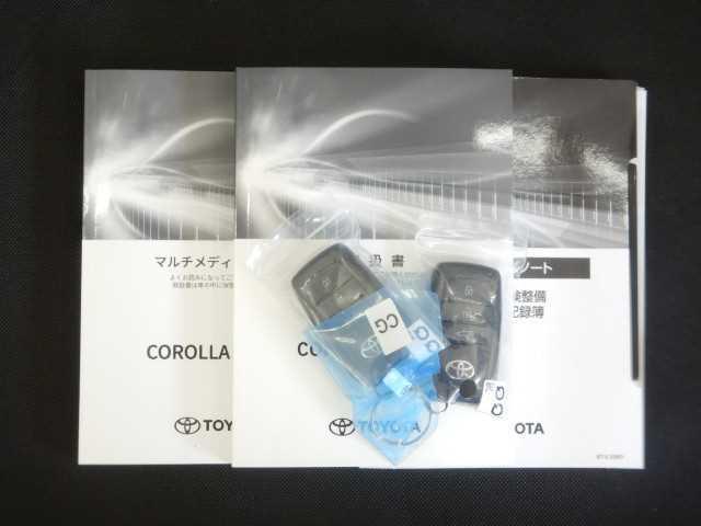 カローラクロス １．８ハイブリッドＺ　パノラマルーフ　全方位カメラ　１０．５　ＰＣＳ　パーキングサポート　フルセグテレビ　パノラマムーンルーフ　電動格納ミラー　ＵＳＢ　ＬＥＤヘッドライト　Ｂカメラ　ＴＶ　インテリジェントキー　シートヒーター　オートライト　キーフリー　ＥＴＣ（20枚目）