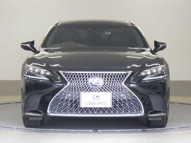 ＬＳ ＬＳ５００ｈ　エグゼクティブ　４ＷＤ　サンルーフ／リアエンタ　コーナーセンサ　衝突軽減ブレーキ　Ｐトランク　本革　電動シート　ＥＴＣ　ＬＥＤ　サンルーフ　フルセグＴＶ　バックカメラ　オートクルーズコントロール　シートヒーター　オートマチックハイビーム　４ＷＤ（22枚目）