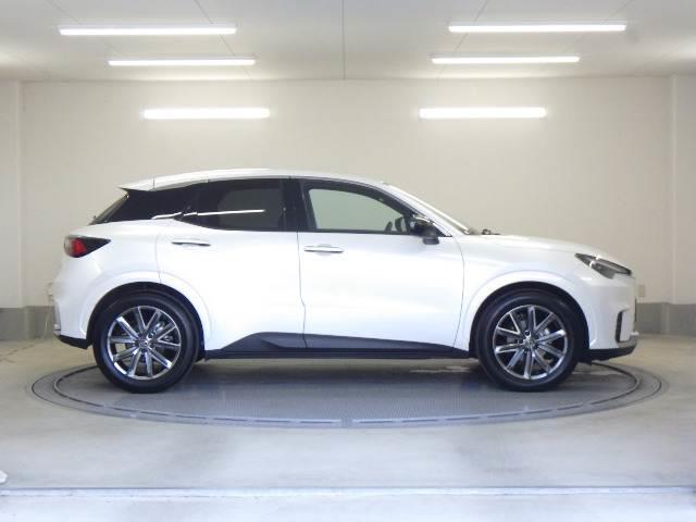 ＬＢＸ １．５リラックス　全方位カメラ　ディスプレイオーディオ　衝突軽減装置　ＰＫＳＢ　メモリーナビ　本革　盗難防止システム　電動シート　オートクルーズコントロール　ＬＥＤ　キーレス　バックカメラ　ナビＴＶ　フルセグ　オートライト　シートヒータ　ＥＴＣ　パノラＶ（23枚目）