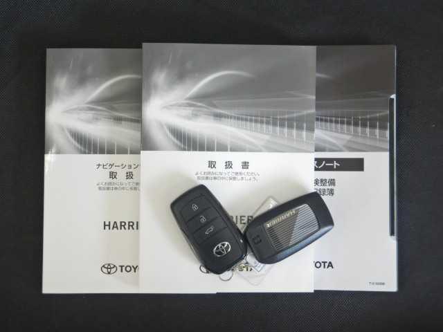 ハリアー 2.0Z 4WD 12.3インチナビ/TV JBL バックモニター 衝突軽減システム 電動格納ミラー パワーリアゲート 横滑防止装置 盗難防止装置 クルコン LEDライト 電動シート ETC オートエアコン AWD スマートキー サイドエアバッグ(20枚目)
