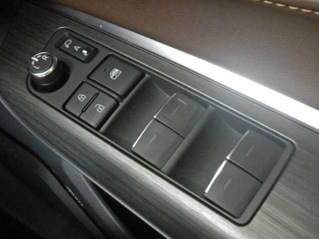 ハリアー 2.0Z 4WD 12.3インチナビ/TV JBL バックモニター 衝突軽減システム 電動格納ミラー パワーリアゲート 横滑防止装置 盗難防止装置 クルコン LEDライト 電動シート ETC オートエアコン AWD スマートキー サイドエアバッグ(36枚目)