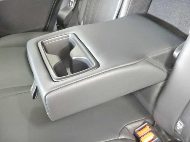 ハリアー 2.0Z 4WD 12.3インチナビ/TV JBL バックモニター 衝突軽減システム 電動格納ミラー パワーリアゲート 横滑防止装置 盗難防止装置 クルコン LEDライト 電動シート ETC オートエアコン AWD スマートキー サイドエアバッグ(39枚目)