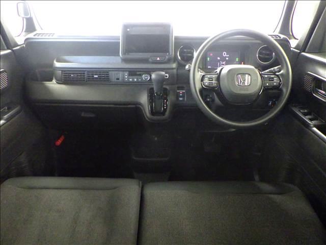 N-BOXカスタム カスタム ホンダセンシング バックカメラ W電動ドア CMBS オートLED 電格ミラー オートエアコン スマートキ LED 盗難防止装置 クルコン バックカメラ パワーステアリング エアバッグ ESC パワーウインドウ オートライト ABS(3枚目)