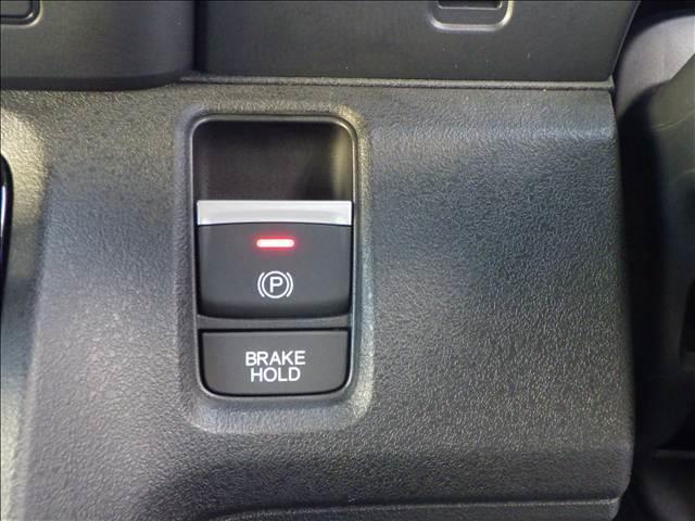 N-BOXカスタム カスタム ホンダセンシング バックカメラ W電動ドア CMBS オートLED 電格ミラー オートエアコン スマートキ LED 盗難防止装置 クルコン バックカメラ パワーステアリング エアバッグ ESC パワーウインドウ オートライト ABS(13枚目)