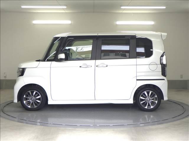 N-BOXカスタム カスタム L ホンダセンシング パワースライド LEDライト ホンダセンシングア ダブティブクルコン 8インチナビ/フルセグTV パワースライド プラズマクラスター付きオートエアコン シートヒーター 充電用USB端子 ハイビームアシスト LEDオートライト(24枚目)