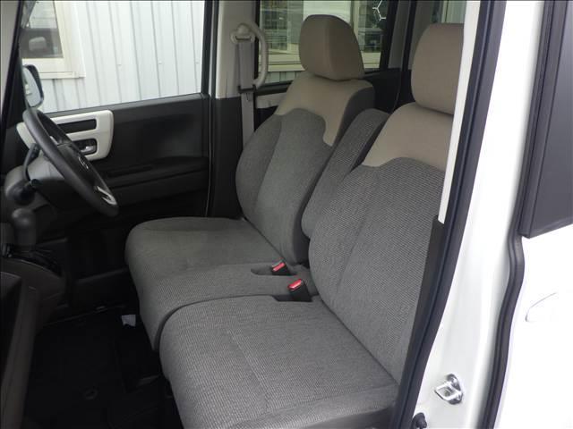 Ｎ－ＢＯＸ Ｌ　ホンダセンシング　パワースライド　バックカメラ　ホンダセンシング　バックカメラ　パワースライド　オートエアコン　ＥＴＣ　シートヒーター　充電用ＵＳＢ端子　パーキングセンサー　ハイビームアシスト　ＬＥＤオートライト（17枚目）