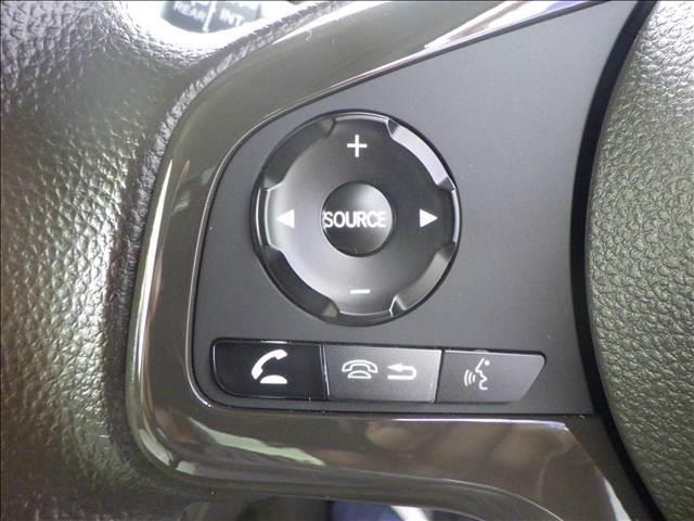 N-WGN L ホンダセンシング ディスプレイオーディオ Bカメラ Bモニタ 誤発進抑制 シートヒータ 衝突安全ボディ オートライト オートハイビーム 横滑り防止機能 USBポート パーキングセンサー セキュリティアラーム キーフリー AUX接続 スマートキー ABS(11枚目)