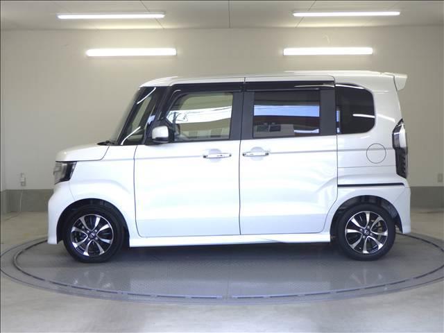 N-BOXカスタム カスタムG・L ホンダセンシング ナビ/TV バックカメラ 地デジTV 電動格納ドアミラー 助手席エアバッグ キーレス シートH セキュリティーアラーム スマ-トキ- リアカメラ ナビTV 前車追従機能 サイドエアバッグ LEDヘッドライト USB VSA(24枚目)