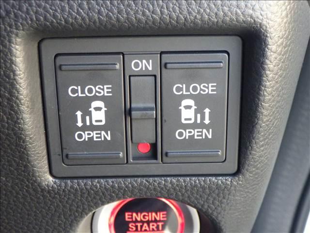 Ｎ－ＢＯＸカスタム カスタムＬ　ホンダセンシング　両側パワースライド　ホンダセンシング　パーキングセンサー　ナビ／ＴＶ　バックカメラ　両側パワースライド　ＥＴＣ　プラズマクラスターオートエアコン　シートヒーター　充電用ＵＳＢ　ＬＥＤヘッドライト＆フォグ（12枚目）