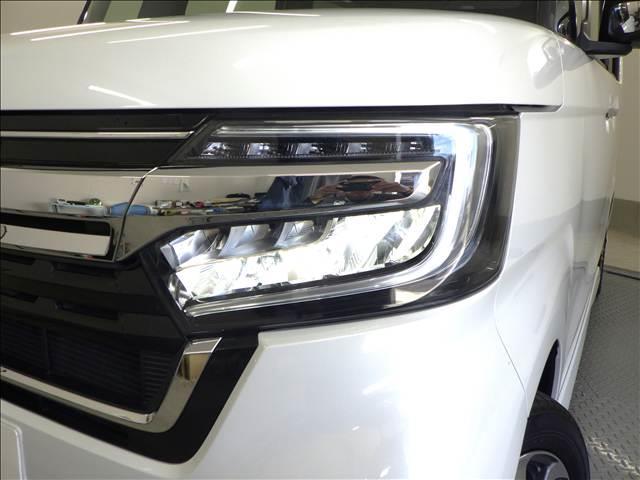 Ｎ－ＢＯＸカスタム カスタムＬ　ホンダセンシング　両側パワースライド　ホンダセンシング　パーキングセンサー　ナビ／ＴＶ　バックカメラ　両側パワースライド　ＥＴＣ　プラズマクラスターオートエアコン　シートヒーター　充電用ＵＳＢ　ＬＥＤヘッドライト＆フォグ（14枚目）
