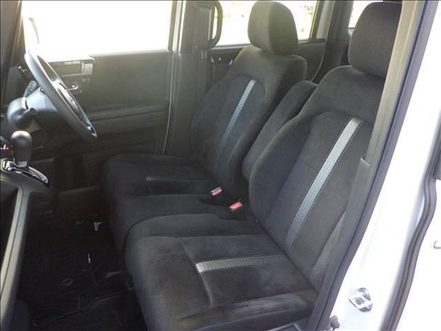 Ｎ－ＢＯＸカスタム カスタムＬ　ホンダセンシング　両側パワースライド　ホンダセンシング　パーキングセンサー　ナビ／ＴＶ　バックカメラ　両側パワースライド　ＥＴＣ　プラズマクラスターオートエアコン　シートヒーター　充電用ＵＳＢ　ＬＥＤヘッドライト＆フォグ（17枚目）