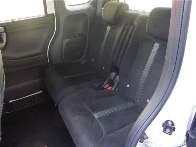 Ｎ－ＢＯＸカスタム カスタムＬ　ホンダセンシング　両側パワースライド　ホンダセンシング　パーキングセンサー　ナビ／ＴＶ　バックカメラ　両側パワースライド　ＥＴＣ　プラズマクラスターオートエアコン　シートヒーター　充電用ＵＳＢ　ＬＥＤヘッドライト＆フォグ（18枚目）