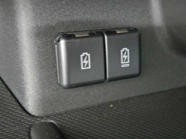 スペーシアカスタム ハイブリッドXS 全方位カメラ 9インチメモリーナビ/TV エアロ サイドカーテンエアバック 電動格納ドアミラー 盗難警報装置 運転席エアバッグ 両側電動パワースライドドア ETC 地デジ アイドリングS スマートキー 横滑り防止装置 衝撃安全ボディー ABS(36枚目)