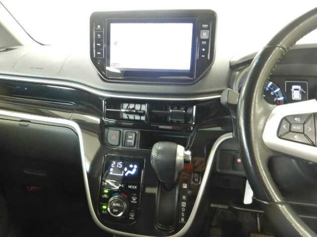 ムーヴ カスタムＲＳハイパーＳＡ３　ターボ　８インチナビ／ＴＶ　Ａライト　ターボエンジン　電動格納ドアミラー　アイドリングＳＴＯＰ　ナビＴＶ　セキュリティアラーム　ＥＴＣ付　Ｒカメラ　キーレス　パワーステアリング　オートエアコン　スマートキー　パワーウィンドウ（7枚目）