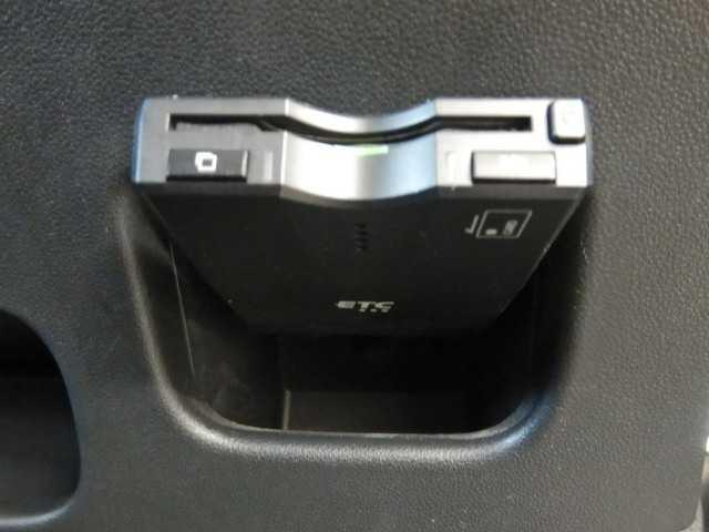 ムーヴ カスタムＲＳハイパーＳＡ３　ターボ　８インチナビ／ＴＶ　Ａライト　ターボエンジン　電動格納ドアミラー　アイドリングＳＴＯＰ　ナビＴＶ　セキュリティアラーム　ＥＴＣ付　Ｒカメラ　キーレス　パワーステアリング　オートエアコン　スマートキー　パワーウィンドウ（12枚目）