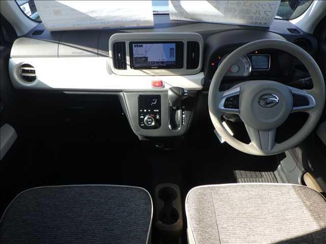 ミラトコット Ｇ　ＳＡ３　ナビ／ＴＶ　ＬＥＤライト　サイドエアバック　ＵＳＢポート　シートＨ　盗難防止装置　ＥＳＣ　キーフリーキー　アイドリングストップ機能　ＬＥＤ　電動格納ミラー　スマートキープッシュスタート　メモリナビ　オートエアコン　オートライト（3枚目）