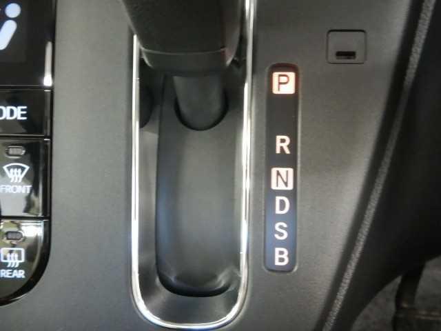 ミラトコット Ｇ　ＳＡ３　ナビ／ＴＶ　ＬＥＤライト　サイドエアバック　ＵＳＢポート　シートＨ　盗難防止装置　ＥＳＣ　キーフリーキー　アイドリングストップ機能　ＬＥＤ　電動格納ミラー　スマートキープッシュスタート　メモリナビ　オートエアコン　オートライト（9枚目）