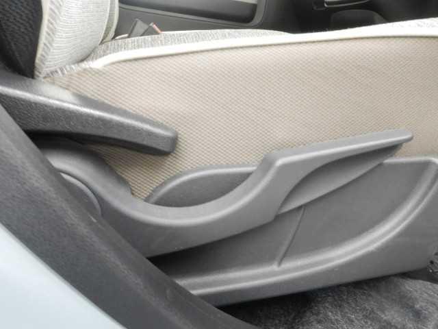 ミラトコット Ｇ　ＳＡ３　ナビ／ＴＶ　ＬＥＤライト　サイドエアバック　ＵＳＢポート　シートＨ　盗難防止装置　ＥＳＣ　キーフリーキー　アイドリングストップ機能　ＬＥＤ　電動格納ミラー　スマートキープッシュスタート　メモリナビ　オートエアコン　オートライト（12枚目）