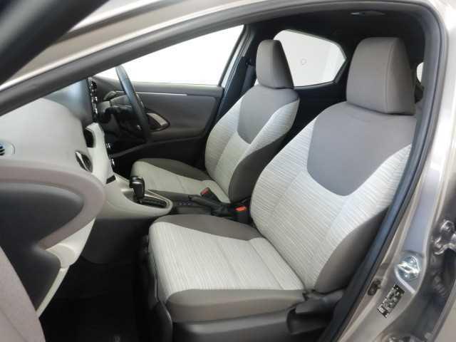 ヤリス 1.5ハイブリッドZ 8インチナビ/TV バックカメラ PCS 電格ミラー 地デジ シートヒータ Bカメラ LEDランプ スマキー ETC付き ナビTV VSC パワステ クルコン オートライト キーフリー ABS イモビ エアコン メモリナビ エアバッグ(17枚目)