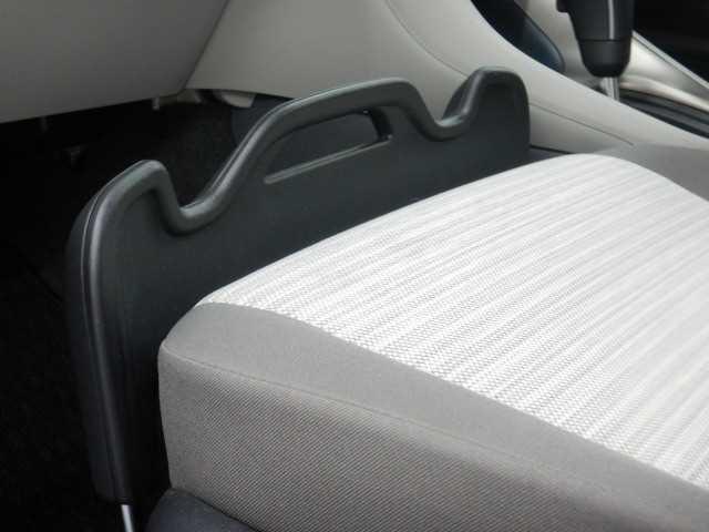 ヤリス 1.5ハイブリッドZ 8インチナビ/TV バックカメラ PCS 電格ミラー 地デジ シートヒータ Bカメラ LEDランプ スマキー ETC付き ナビTV VSC パワステ クルコン オートライト キーフリー ABS イモビ エアコン メモリナビ エアバッグ(41枚目)