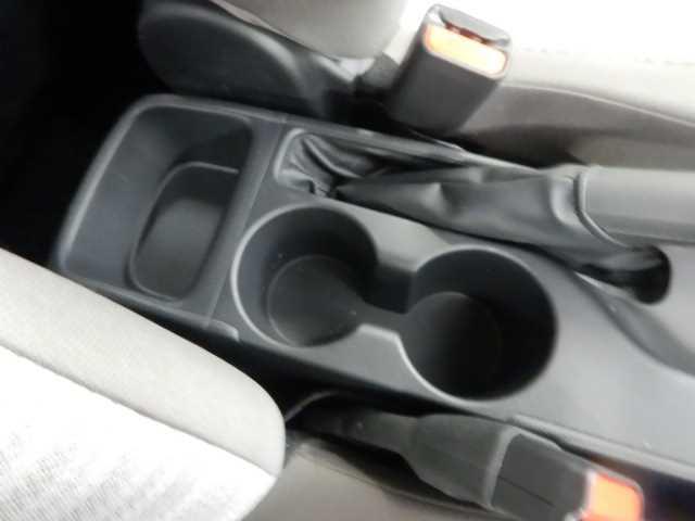 ヤリス 1.5ハイブリッドZ 8インチナビ/TV バックカメラ PCS 電格ミラー 地デジ シートヒータ Bカメラ LEDランプ スマキー ETC付き ナビTV VSC パワステ クルコン オートライト キーフリー ABS イモビ エアコン メモリナビ エアバッグ(43枚目)