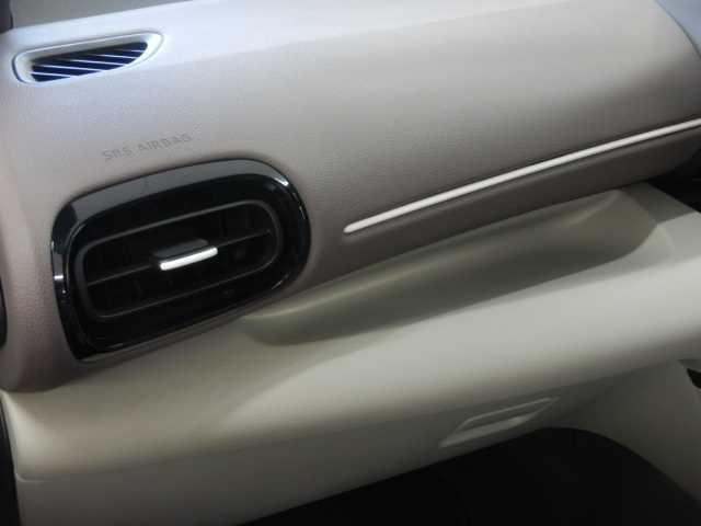 ヤリス 1.5ハイブリッドZ 8インチナビ/TV バックカメラ PCS 電格ミラー 地デジ シートヒータ Bカメラ LEDランプ スマキー ETC付き ナビTV VSC パワステ クルコン オートライト キーフリー ABS イモビ エアコン メモリナビ エアバッグ(45枚目)