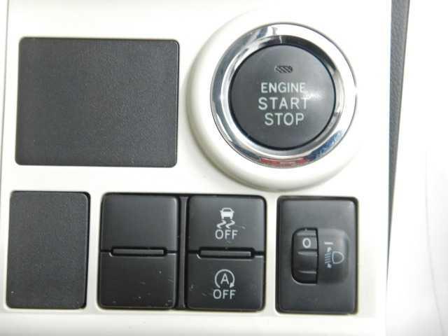 ムーヴキャンバス Ｘ　メモリナビ／ＴＶ　バックカメラ　プッシュスタート　ＥＴＣ　ナビＴＶ　キーレスエントリー　バックモニター　フルオートエアコン　両側スライド　運転席エアバッグ　電動格納ミラー　アイドルストップ　オートライト　インテリキー　ＥＴＣ　ＥＳＣ　盗難防止システム　ＡＢＳ（6枚目）