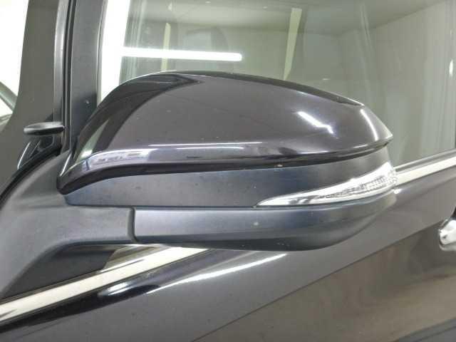 エスクァイア １．８Ｇｉプレミアムパッケージ　ブラックテーラード　ナビ　誤発進抑制機能　電動格納ミラー　オートハイビーム　アイドリングストップ　Ｂカメラ　スマートキー　ワンセグ　ナビ＆ＴＶ　イモビライザー　オートライト　ＬＥＤランプ　ＥＴＣ車載器　クルーズコントロール（16枚目）