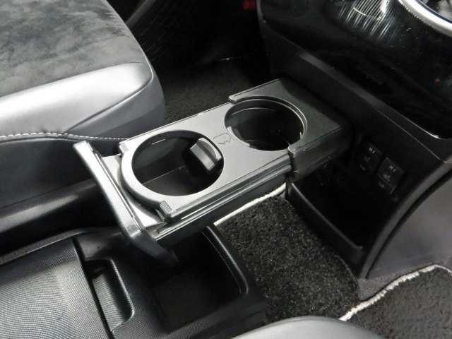 エスクァイア １．８Ｇｉプレミアムパッケージ　ブラックテーラード　ナビ　誤発進抑制機能　電動格納ミラー　オートハイビーム　アイドリングストップ　Ｂカメラ　スマートキー　ワンセグ　ナビ＆ＴＶ　イモビライザー　オートライト　ＬＥＤランプ　ＥＴＣ車載器　クルーズコントロール（38枚目）